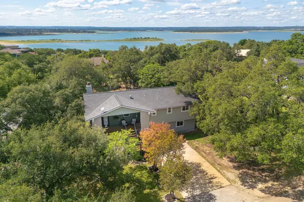 1215 Amanda DR, Canyon Lake, TX 78133