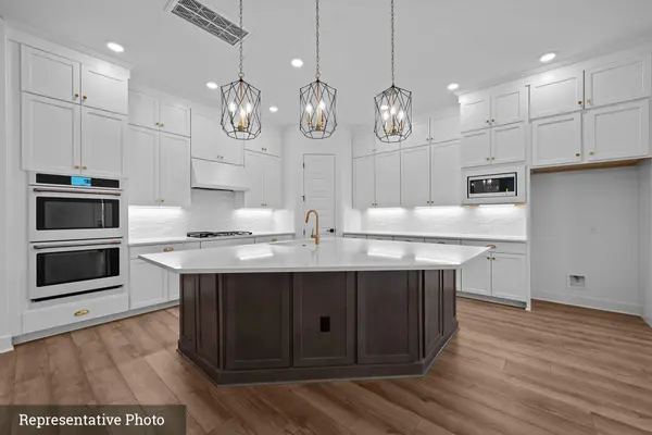124 Rees Landing RD, Spicewood, TX 78669