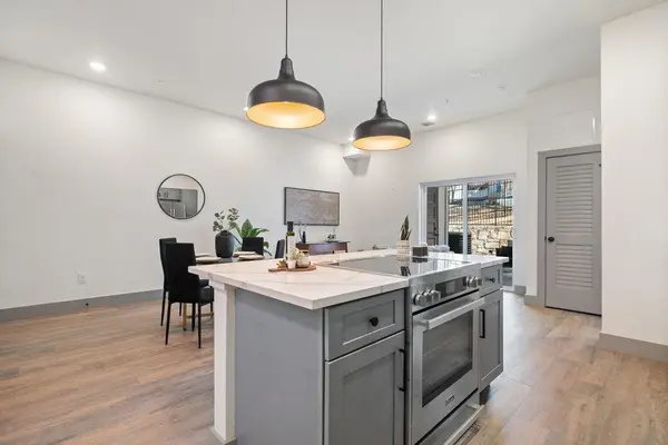 2450 Wickersham LN #2022, Austin, TX 78741