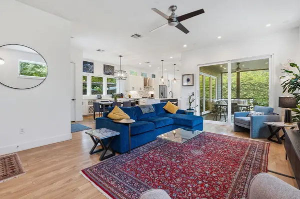 2806 W 44th ST #B, Austin, TX 78731