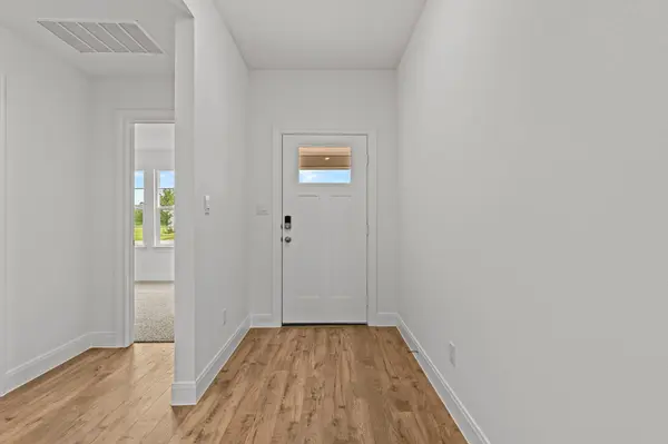 156 Great Northern DR, Cedar Creek, TX 78612