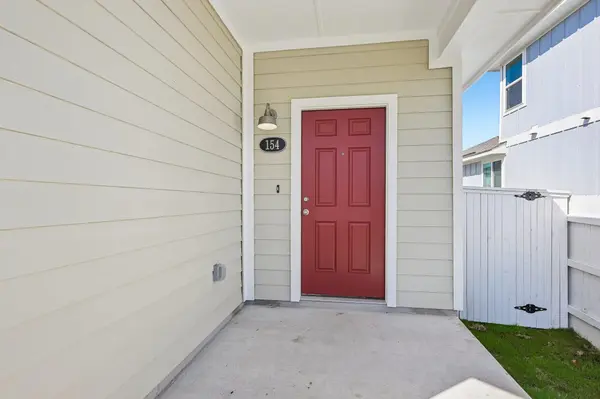 154 Daylily DR, Elgin, TX 78621