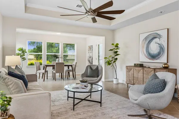 308 Holiday Creek LN, Georgetown, TX 78633