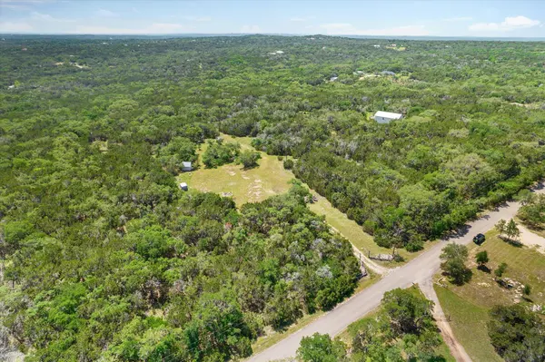 700 Oak Grove RD, San Marcos, TX 78666