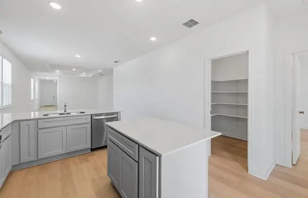 110 Golden Bell WAY, Buda, TX 78610