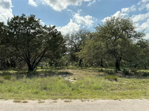 6708 Bar K Clubhouse CT, Lago Vista, TX 78645