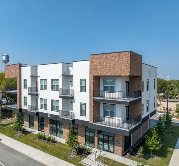 109 N Lexington ST #202, Manor, TX 78653