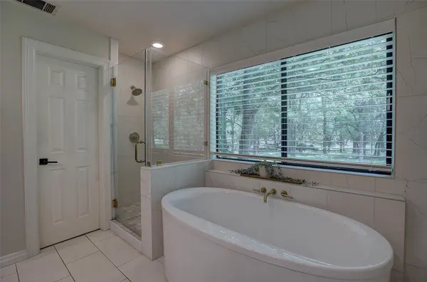 205 E Esparada DR, Georgetown, TX 78628