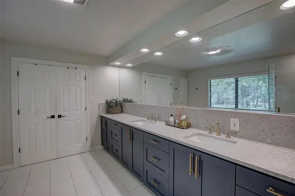 205 E Esparada DR, Georgetown, TX 78628
