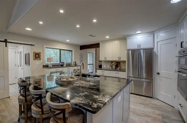 205 E Esparada DR, Georgetown, TX 78628