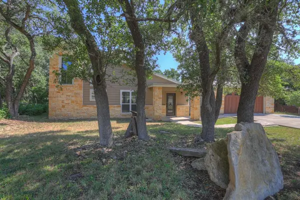 3055 Lakeview DR, Canyon Lake, TX 78133