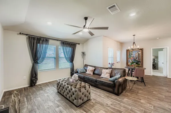 6008 Shanjia DR, Austin, TX 78724