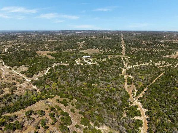 1716 Sanctuary LN, Blanco, TX 78606