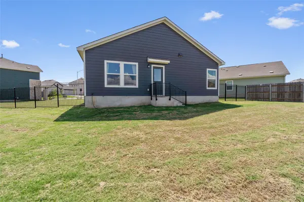 15212 Purple Drop CV, Del Valle, TX 78617