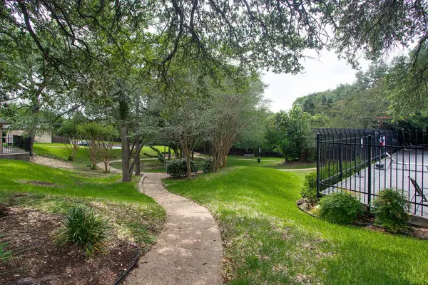 1015 E Yager LN #125, Austin, TX 78753