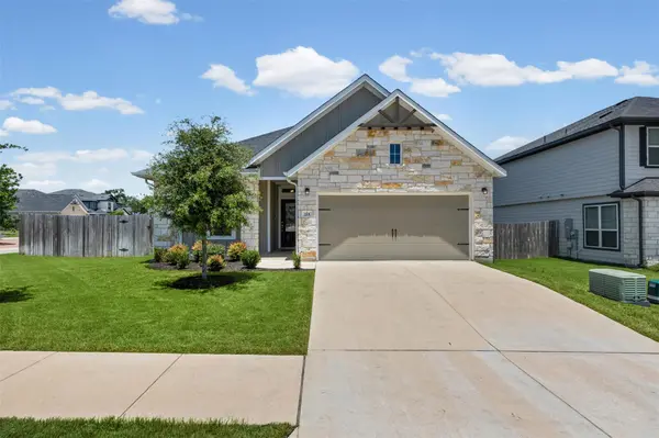 215 Cabiness DR, Salado, TX 76571