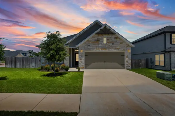 215 Cabiness DR, Salado, TX 76571