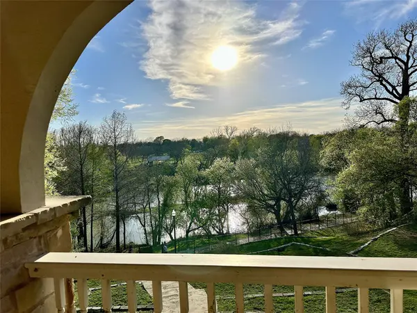 802 Main ST, Bastrop, TX 78602