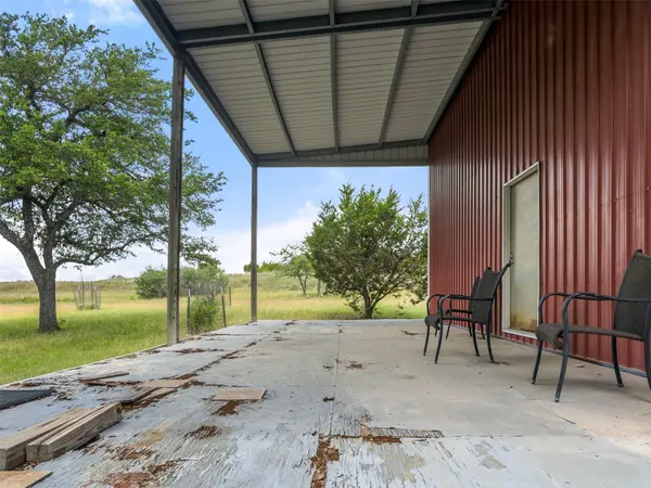 428 Summit Spring LN, Johnson City, TX 78636
