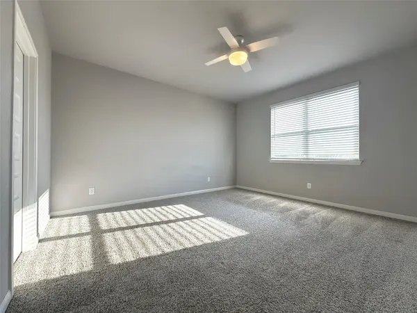 243 Kellys Heroes WAY, Jarrell, TX 76537