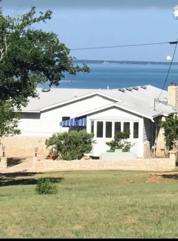 138 Suzann LN, Burnet, TX 78611