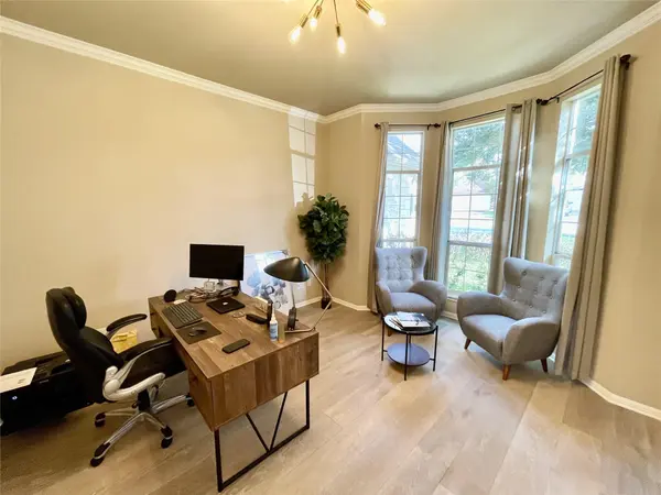 15904 Double Eagle DR, Austin, TX 78717