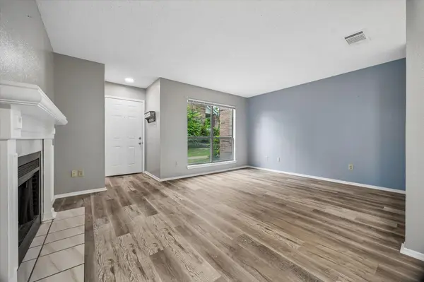 2018 W Rundberg Ln LN #13A, Austin, TX 78758