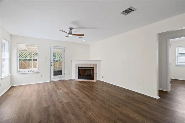 1404 Sir Thopas TRL, Austin, TX 78748