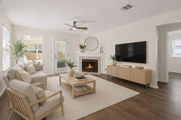 1404 Sir Thopas TRL, Austin, TX 78748
