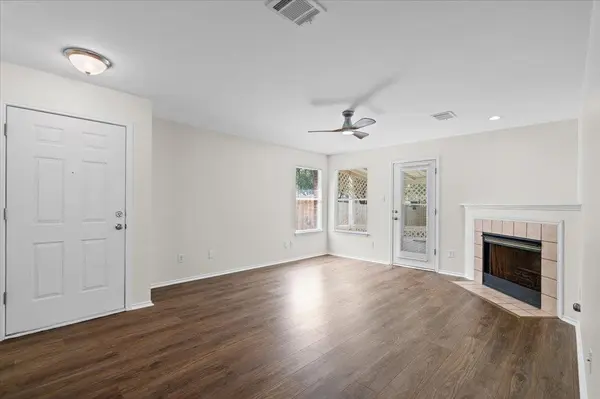 1404 Sir Thopas TRL, Austin, TX 78748