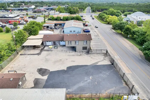 11204 Bluff Bend DR, Austin, TX 78753