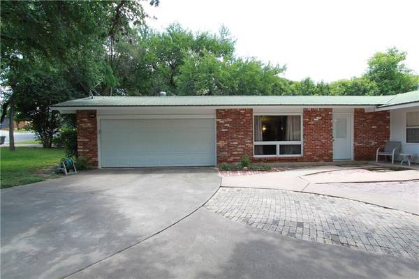 2305 Wilke DR #B, Austin, TX 78704