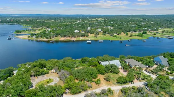 513 Nomad DR, Spicewood, TX 78669