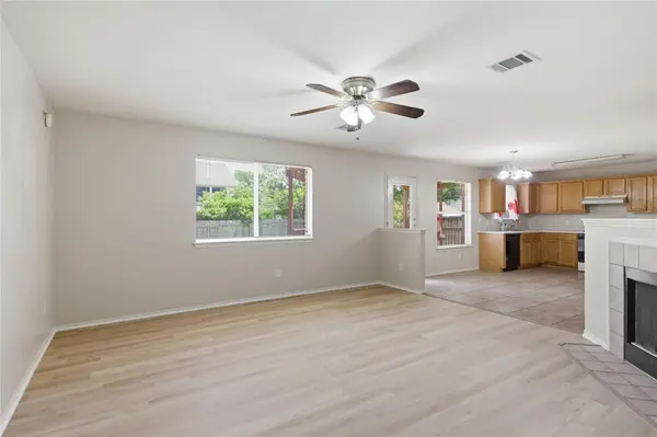 3816 Top Rock LN, Round Rock, TX 78681