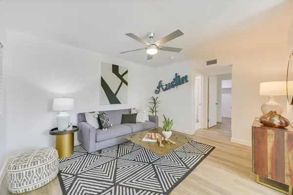 3703 Harmon Ave #101, Austin, TX 78705