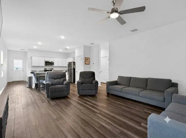 608 Magnum Force DR, Jarrell, TX 76537