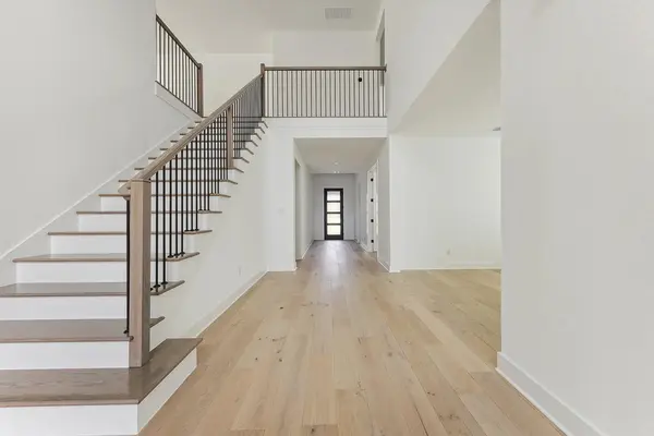 1909 Varese PATH, Leander, TX 78641