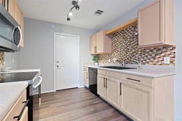 8609 Claude CT, Austin, TX 78747