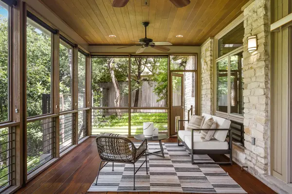 2615 Deerfoot TRL, Austin, TX 78704
