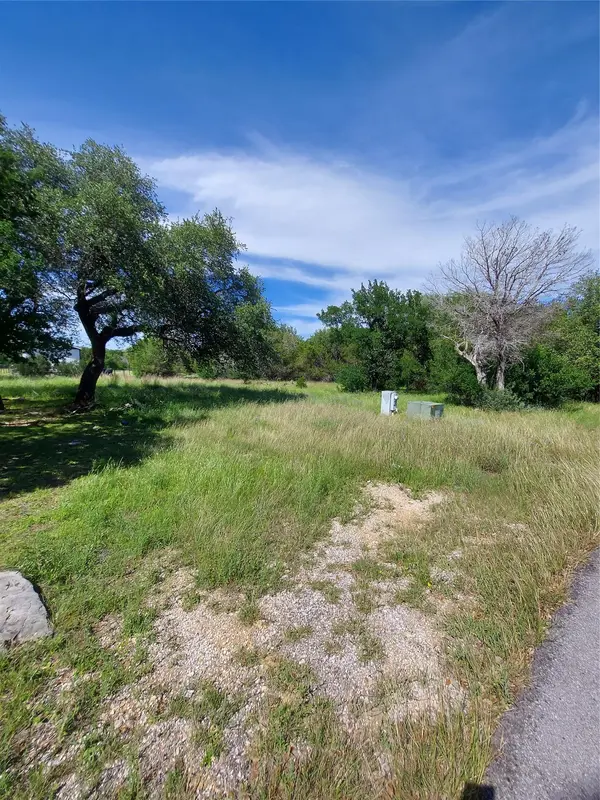 202 18th ST, Horseshoe Bay, TX 78657