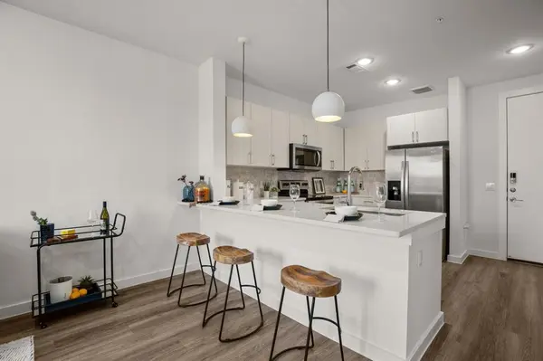 6324 N Lamar BLVD #212, Austin, TX 78752