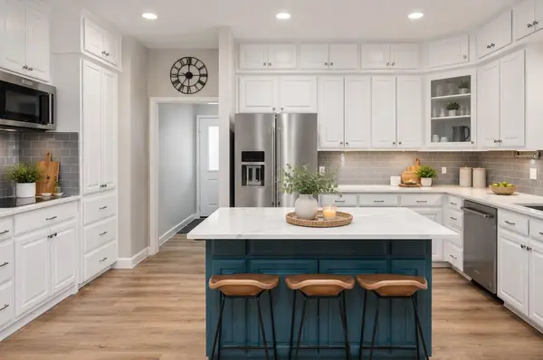 330 Live Oak Hills CT, San Marcos, TX 78666