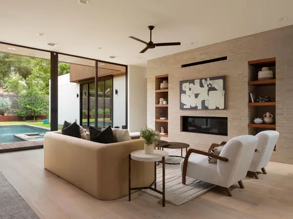 2104 Ann Arbor Ave, Austin, TX 78704