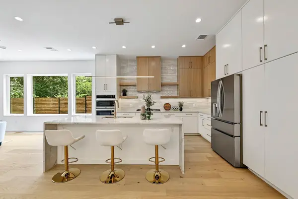 932 E 53rd ST, Austin, TX 78751