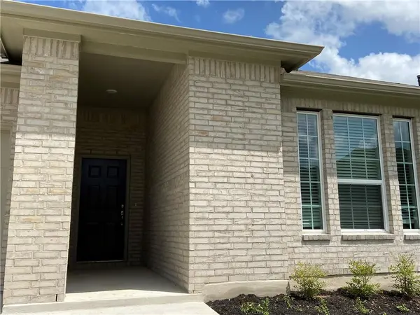 481 Leadtree LOOP, Buda, TX 78610