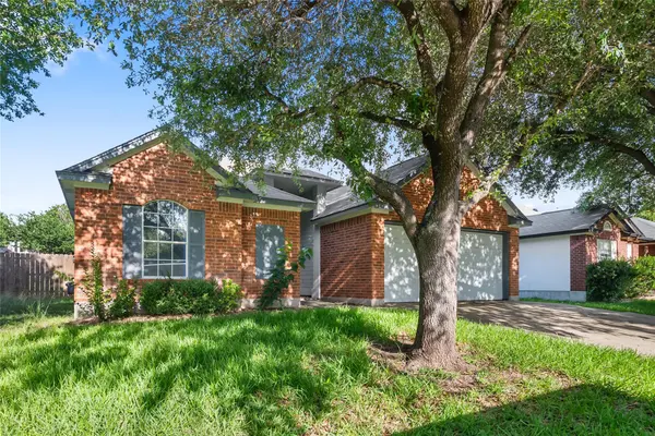110 Estate CV, Hutto, TX 78634