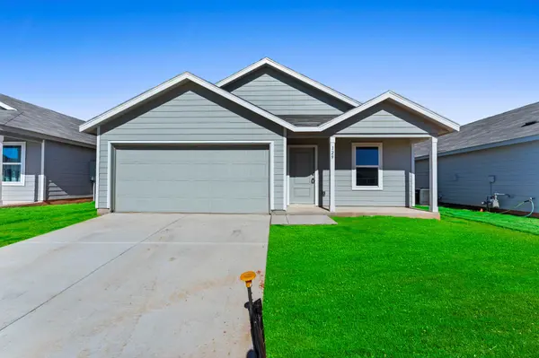 129 Alameda DR, Fredericksburg, TX 78624
