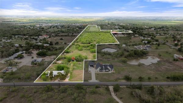 8802 Evelyn RD, Buda, TX 78610