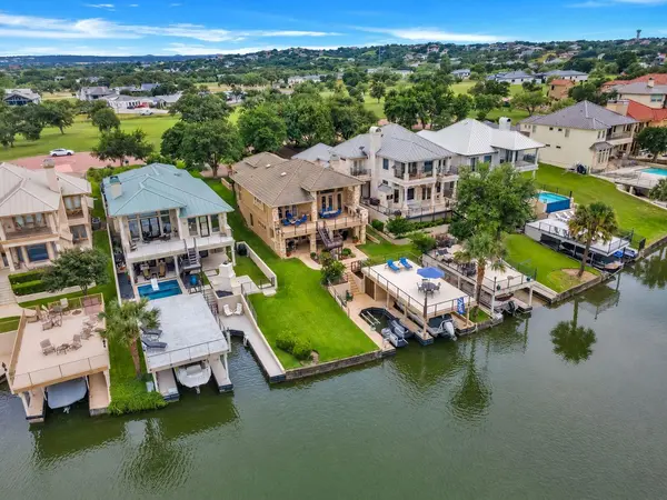 223 Dominion DR, Horseshoe Bay, TX 78657