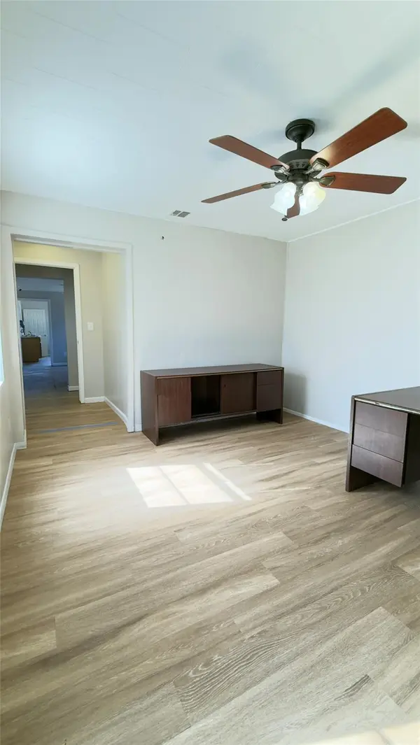 216 S FM 1660 S Fm 1660, Hutto, TX 78634